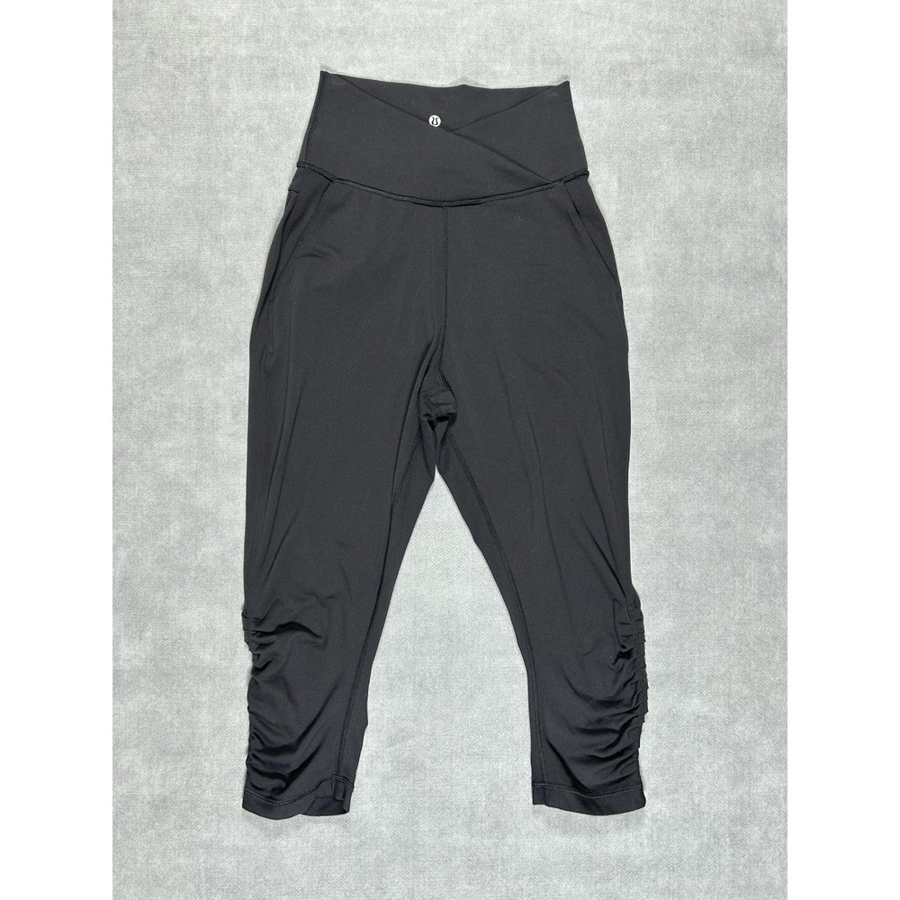 Lululemon Lululemon Sunset Salutation Crop Women's 4 Black Foldover Waist Ruched